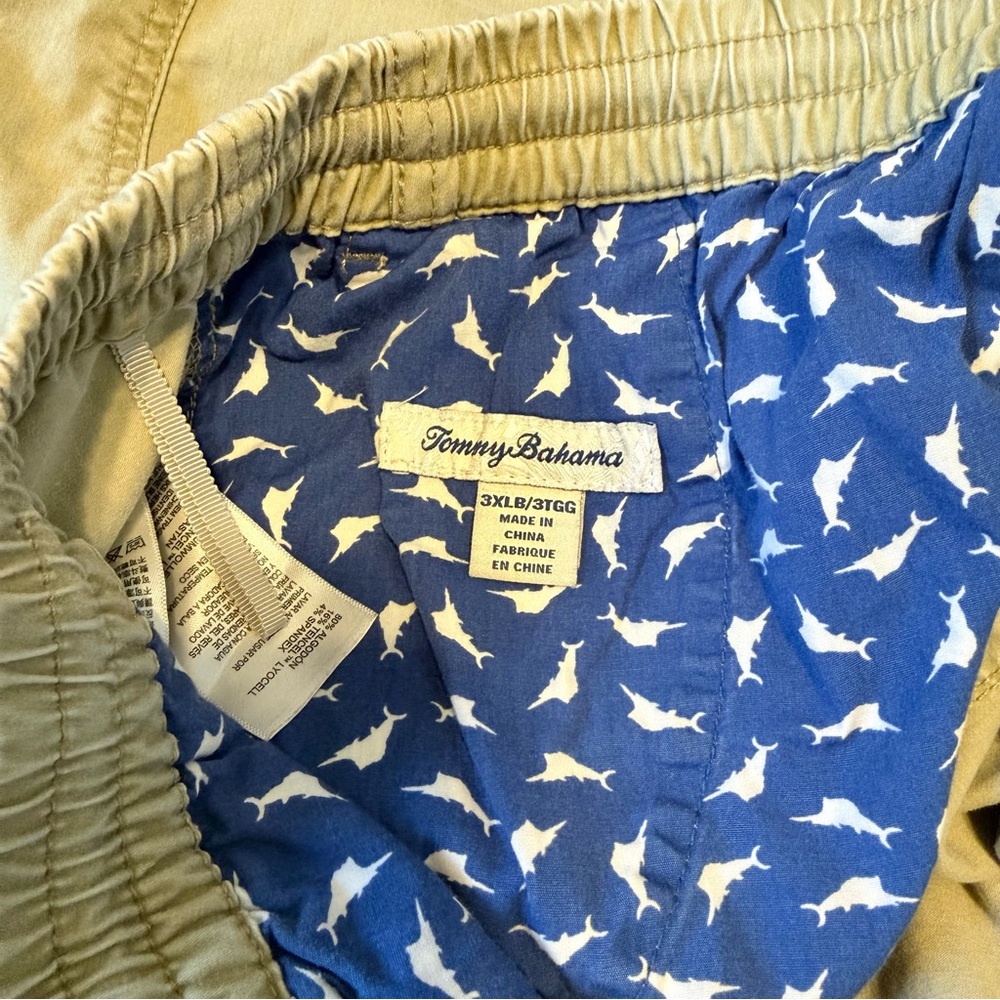 Men’s Tommy Bahama Drawstring Khaki 9” Shorts 3XLB - Picture 2 of 4